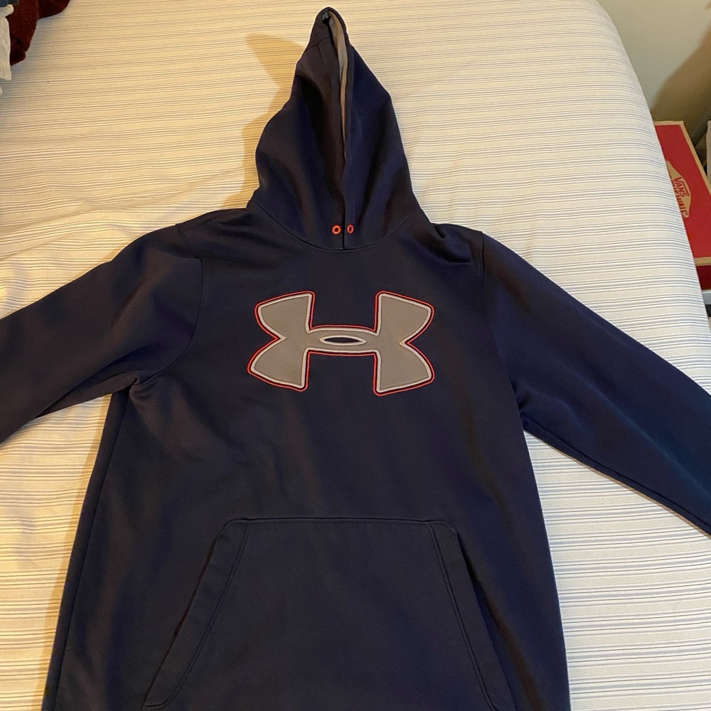 Under Armour Sweatshirt